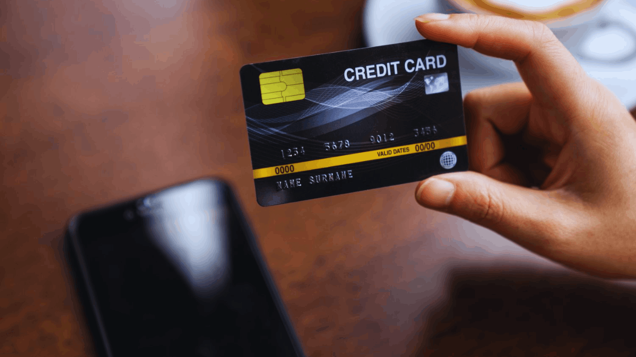 Information on AEON Card application process and cashback features